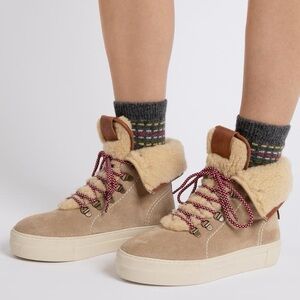 Like New! Penelope Chilvers Phoenix Wool Bootie